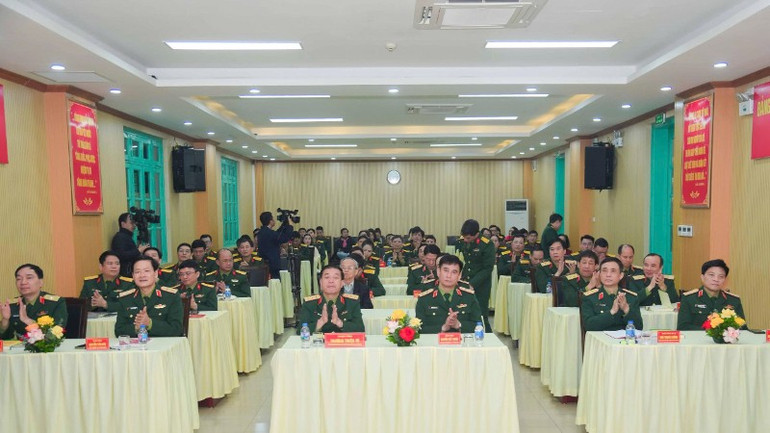 Sự kiện quy tụ đông đảo đại biểu trong và ngoài quân đội.