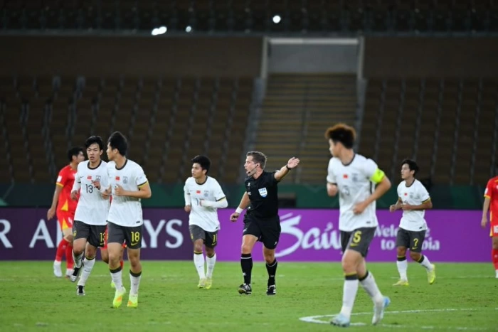 U23 Việt Nam thua U23 Trung Quốc ở bán kết giải châu Á