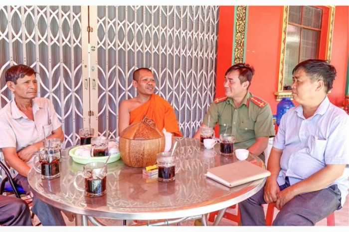 Đồng bào dân tộc Khmer chung sức giữ gìn an ninh trật tự