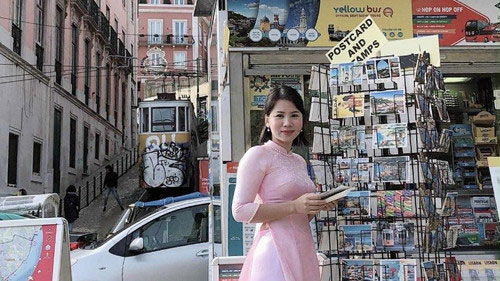 Nguyễn Thu Hằng, Việt kiều tại Bồ Đào Nha.