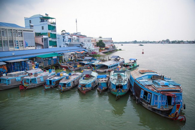 Ghe đục xuất hiện từ rất lâu và gắn bó mật thiết với đời sống của những cư dân miền sông nước.
