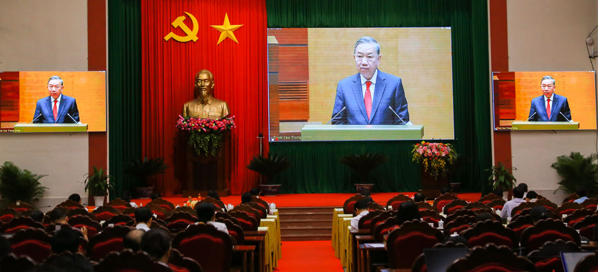 Hội nghị tại điểm cầu Tỉnh ủy Vĩnh Long. Ảnh: NGUYỄN THỊNH