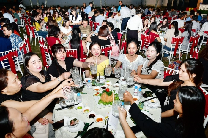 Đầm ấm bữa cơm tất niên công đoàn