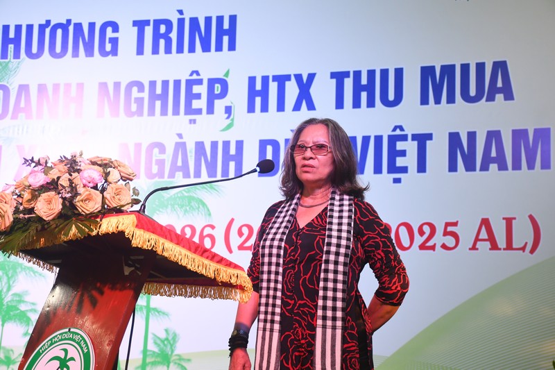 Bà Nguyễn Thị Kim Thanh – Chủ tịch Hiệp hội Dừa Việt Nam điểm lại những kết quả nổi bật của Hiệp hội Dừa Việt Nam trong thời gian qua.
