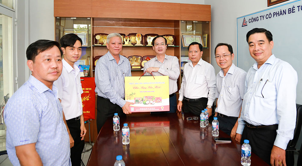 Thăm, chúc Tết tại Công ty CP Bê tông 620 Châu Thới.