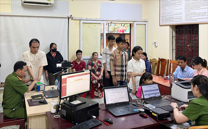 Thay đổi trong thủ tục thực hiện đăng ký cư trú theo Luật Cư trú và Luật Căn cước - Ảnh: T.TR