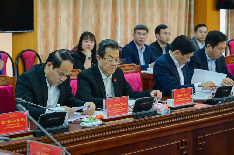 Các đại biểu dự cuộc họp. (Ảnh: BẢO LONG)