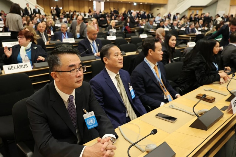 Đoàn đại biểu Việt Nam tham dự phiên khai mạc - Ảnh: TTXVN