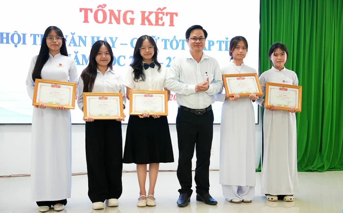 33 học sinh đoạt giải cao tại Hội thi “Văn hay - Chữ tốt” cấp tỉnh năm học 2025-2026