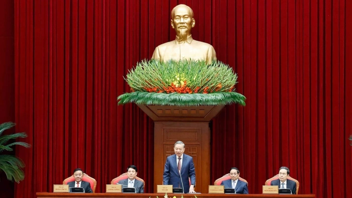 Tổng Bí thư Tô Lâm chủ trì gặp mặt các đồng chí nguyên Ủy viên Trung ương Đảng các khóa