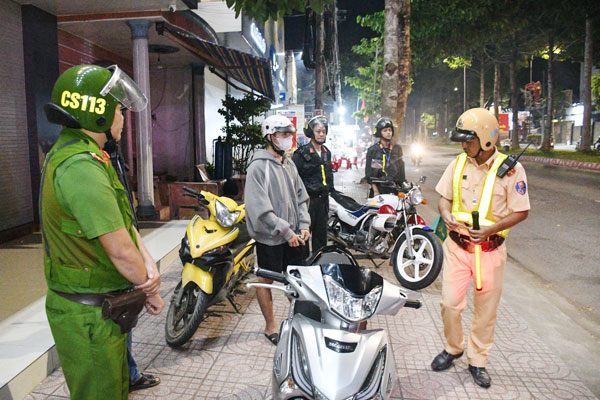 Công an tỉnh tăng cường tuần tra bảo đảm an ninh trật tự, ATGT.

