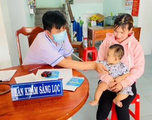 Vĩnh Long đẩy mạnh tiêm vaccine phòng bệnh sởi