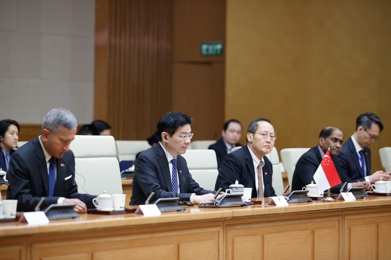 Thủ tướng Singapore nhất trí hai nước cần làm rõ các nội dung chính để nâng cấp hệ thống VSIP hiện nay lên VSIP 2.0 đáp ứng yêu cầu phát triển xanh hơn, thông minh hơn và hiệu quả hơn - Ảnh: VGP/Nhật Bắc