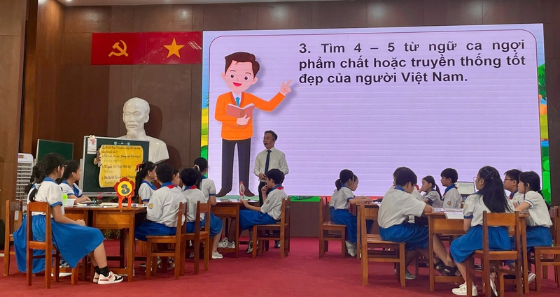 Tiết dạy minh họa môn Tiếng Việt của thầy Nguyễn Hồng Thanh- GV Trường TH Hoà Tịnh A (Mang Thít).