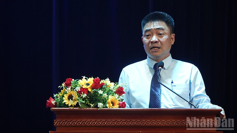 Phó Giáo sư, Tiến sĩ Lâm Nhân, Hiệu trưởng Trường đại học Văn hóa Thành phố Hồ Chí Minh phát biểu tại chương trình.