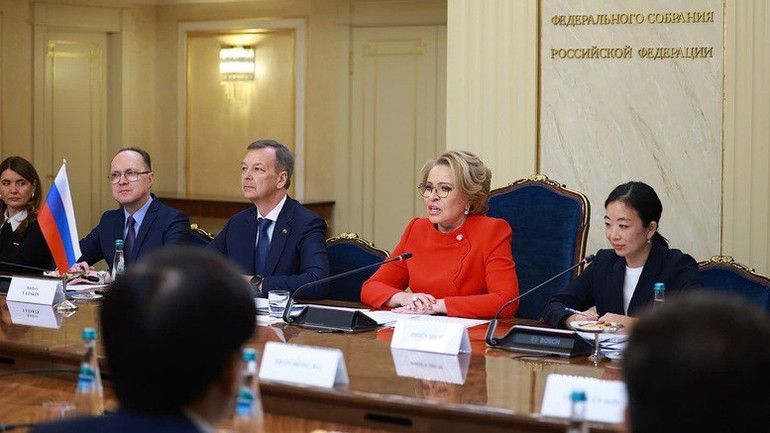 Chủ tịch Valentina Matviyenko khẳng định ủng hộ các đề xuất của Việt Nam và sẽ nỗ lực hợp tác, hỗ trợ để đưa những cam kết hai bên đã đạt được vào triển khai hiệu quả trên thực tế . (Ảnh: VGP/Nhật Bắc)