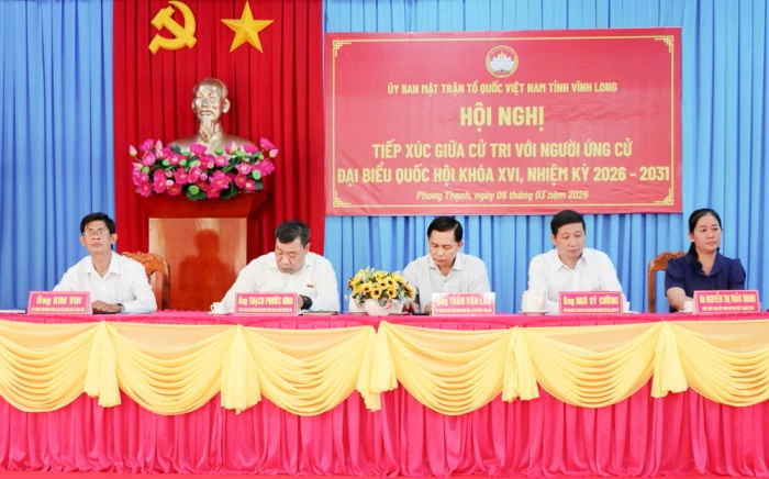 Ứng cử viên đại biểu Quốc hội khóa XVI tiếp xúc cử tri xã Phong Thạnh