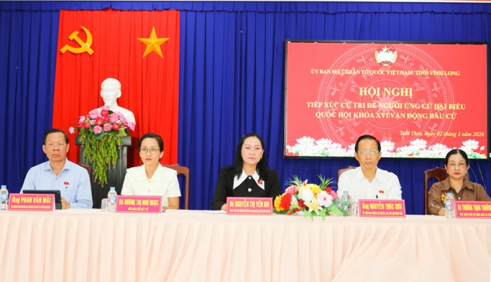 Ứng cử viên đại biểu Quốc hội tiếp xúc cử tri xã Tiên Thủy