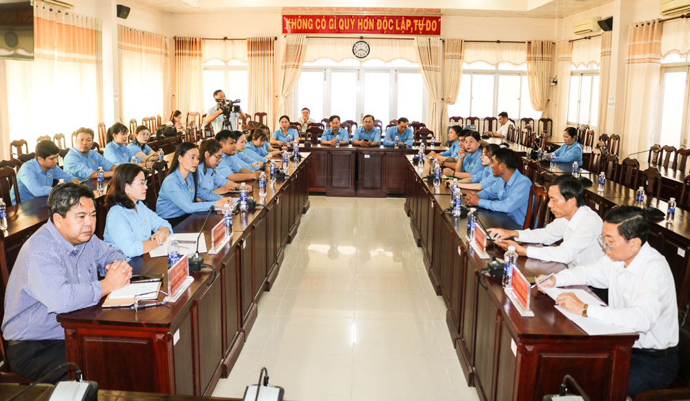 Quang cảnh hội nghị.