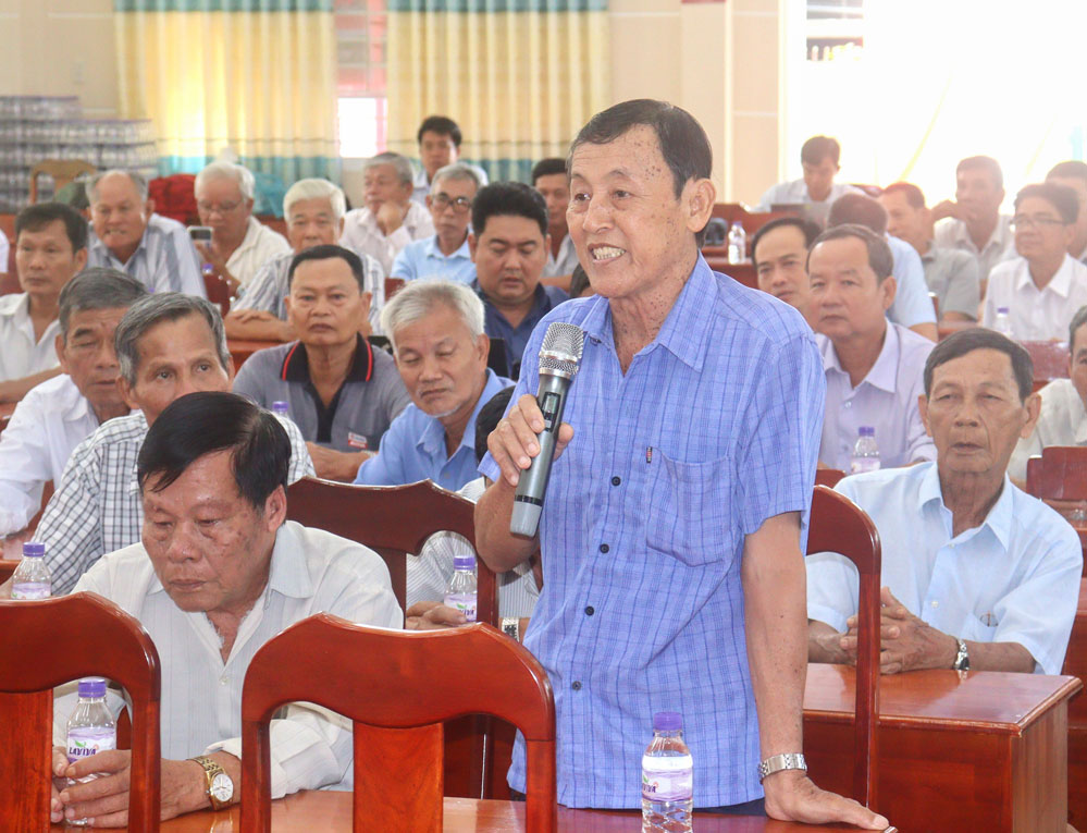 Cử tri xã gửi gắm mong muốn các ứng cử viên đại biểu HĐND tỉnh sau khi trúng cử sẽ thực hiện đầy đủ trách nhiệm của người đại biểu dân cử.