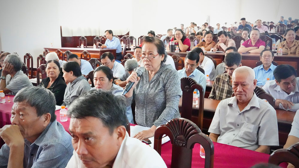 Cử tri gửi gắm niềm tin, sự kỳ vọng đến các ứng cử viên.