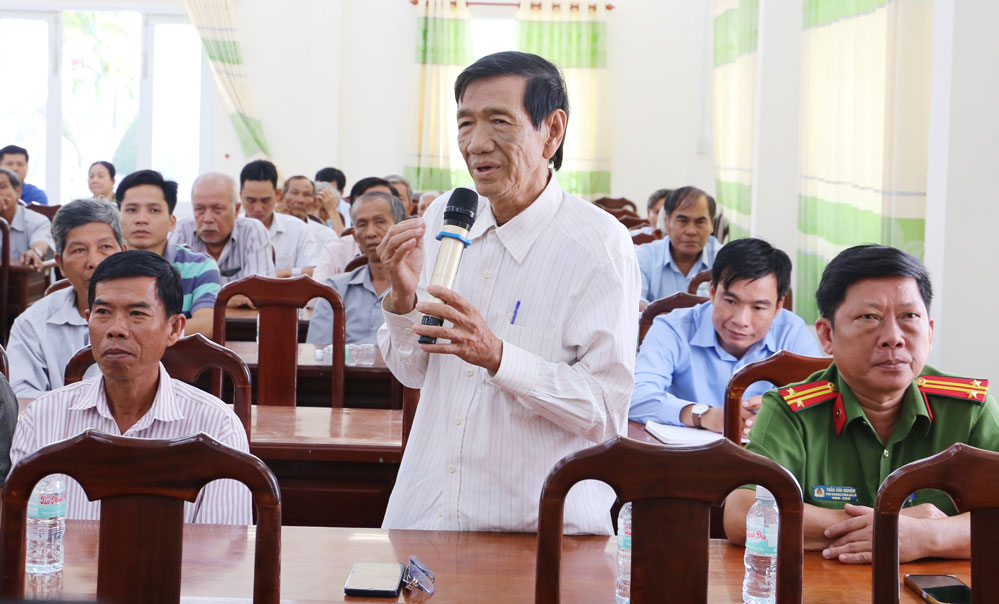 Ông Nguyễn Trúc Phong- ấp Xa Xi bày tỏ đồng tình với chương trình hành động của các ứng cử viên đại biểu HĐND tỉnh.