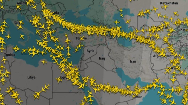 Các chuyến bay phải bay vòng tránh khu vực chiến sự Trung Đông (dữ liệu FlightRadar24).
