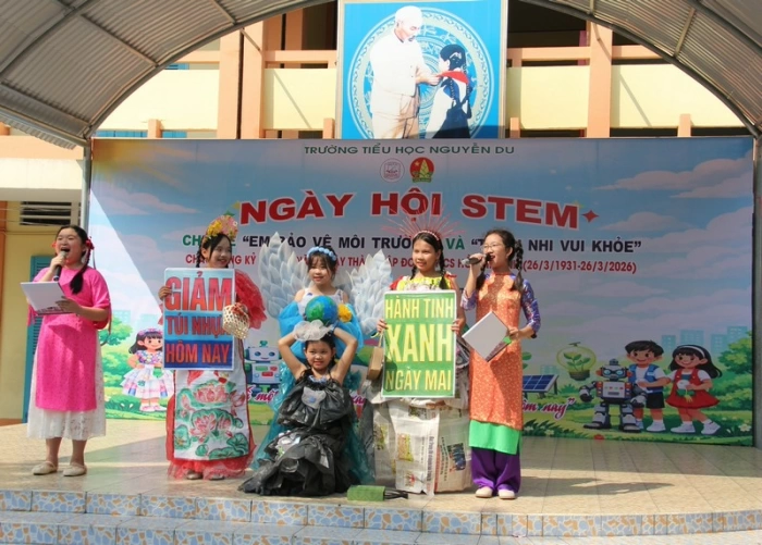 “Em bảo vệ môi trường” và “Thiếu nhi vui khoẻ”