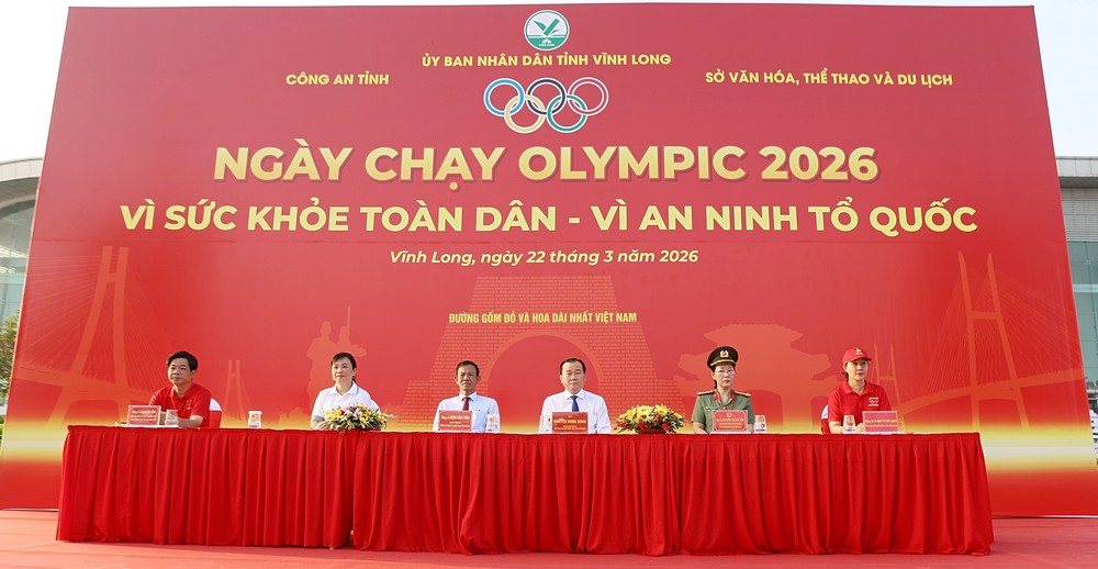 Lãnh đạo tỉnh tham dự lễ phát động.