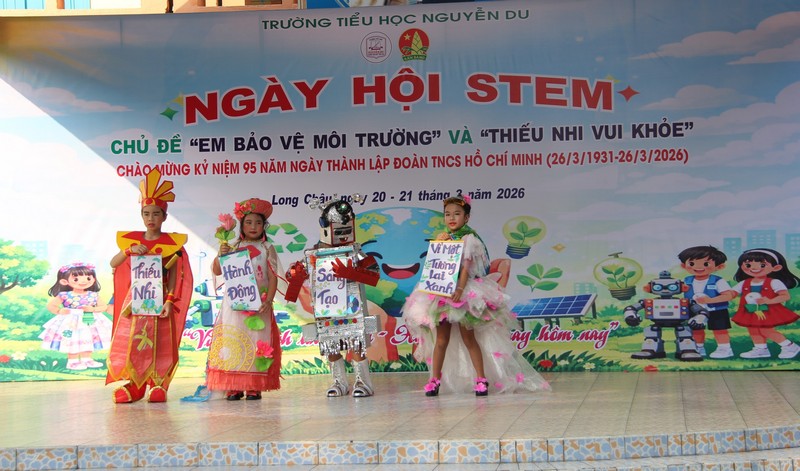 ”Thiếu nhi hành động sáng tạo vì một tương lai xanh”- thông điệp của lớp 2/1.