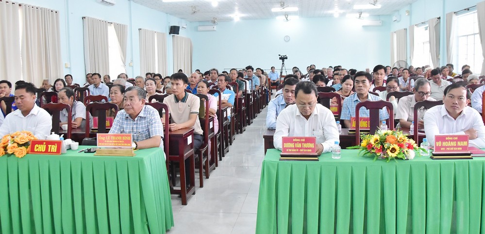 Đại biểu dự hội nghị.