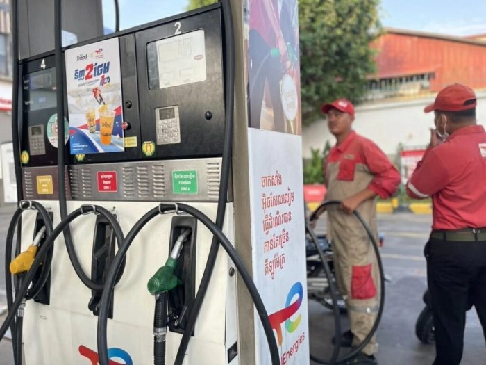 Chính phủ Campuchia cắt giảm mạnh ngân sách để tiết kiệm nhiên liệu