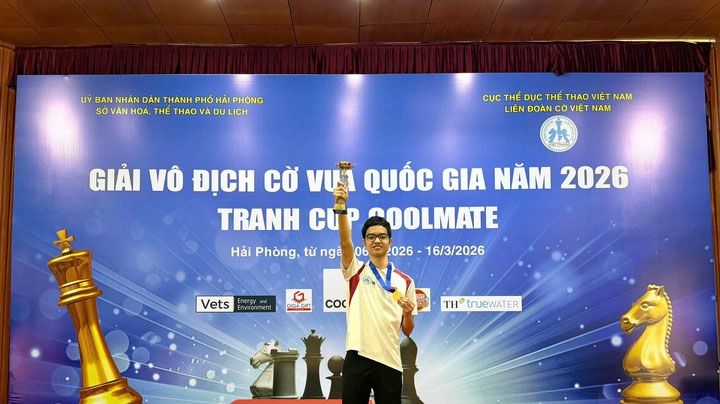 Kỳ thủ Bành Gia Huy vô địch Giải cờ vua quốc gia 2026 ở nội dung cờ tiêu chuẩn - Ảnh: LĐCVN