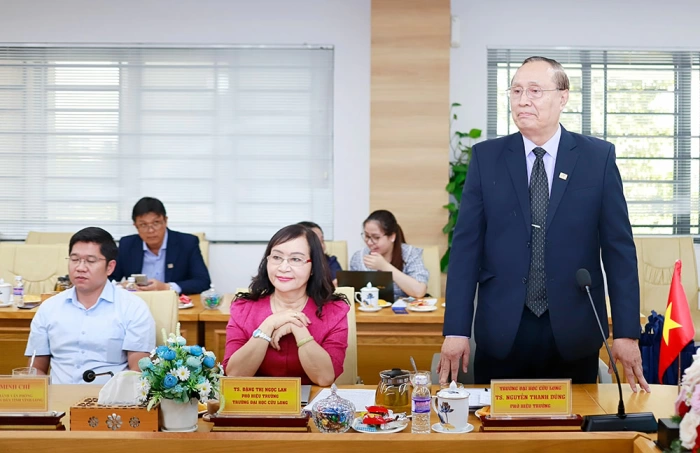 Đoàn công tác TP Daejeon thăm và làm việc với Trường ĐH Cửu Long