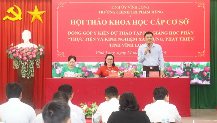 Đóng góp ý kiến dự thảo Tập bài giảng học phần “Thực tiễn và kinh nghiệm xây dựng, phát triển tỉnh Vĩnh Long”