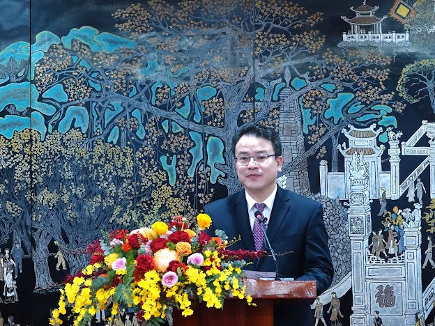 Thứ trưởng Tài chính Trần Quốc Phương phát biểu tại lễ ký kết.
