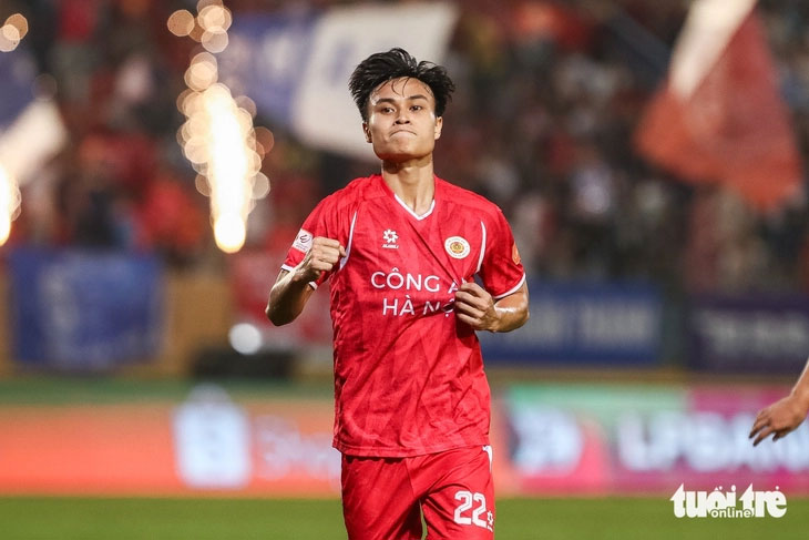 Tuyển thủ U23 Việt Nam Phạm Minh Phúc tỏa sáng cho Công An Hà Nội - Ảnh: MINH ĐỖ