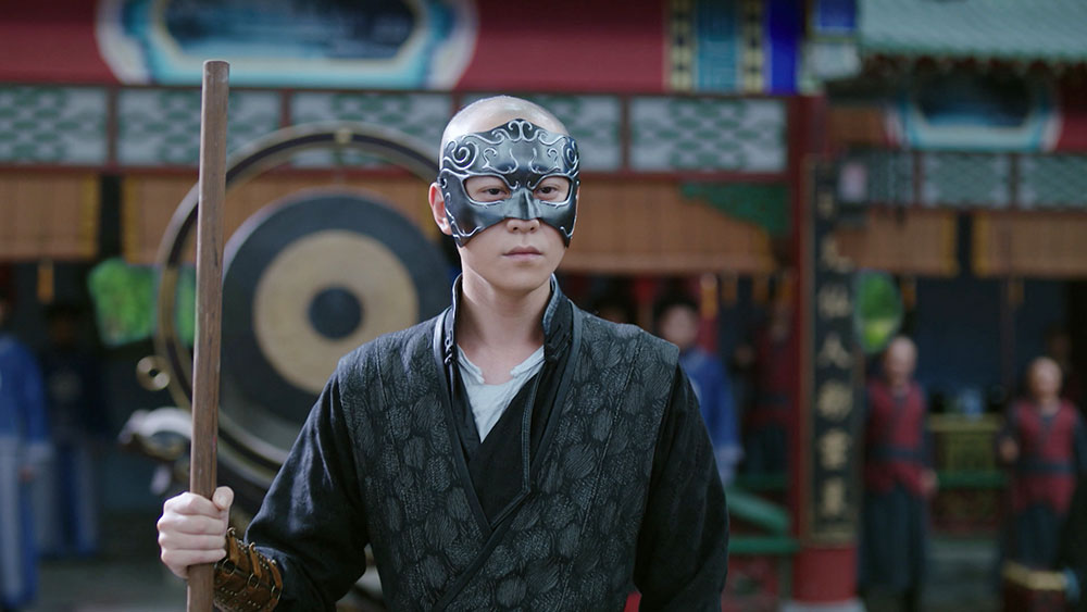 Giữa vòng vây bủa kín, mỗi trận đấu đều trở thành cuộc thử thách sinh tử.