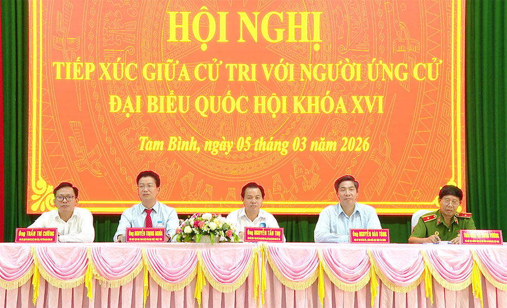 Các ứng cử ĐBQH khóa XVI nhiệm kỳ 2026-2031 thuộc đơn vị bầu cử số 2 tiếp xúc cử tri xã Tam Bình và Hòa Hiệp.