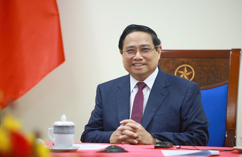 Thủ tướng Chính phủ Phạm Minh Chính điện đàm, trao đổi với Thủ tướng Algeria Sifi Ghrieb - Ảnh: VGP/Nhật Bắc