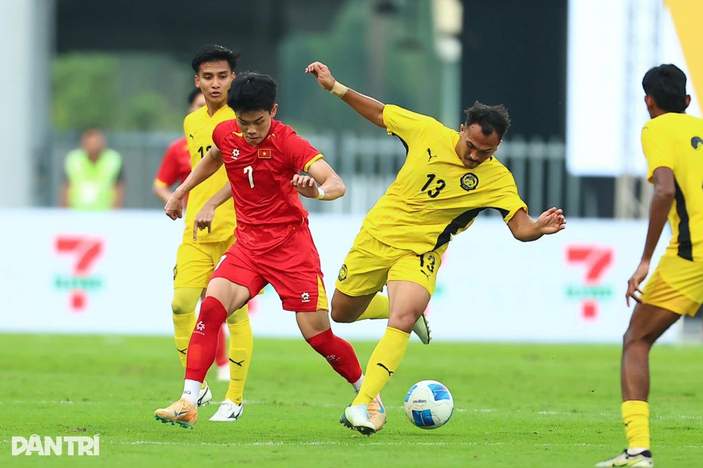 U23 Việt Nam có thể tái ngộ U23 Malaysia tại Asiad 20 (Ảnh: Khoa Nguyễn).

