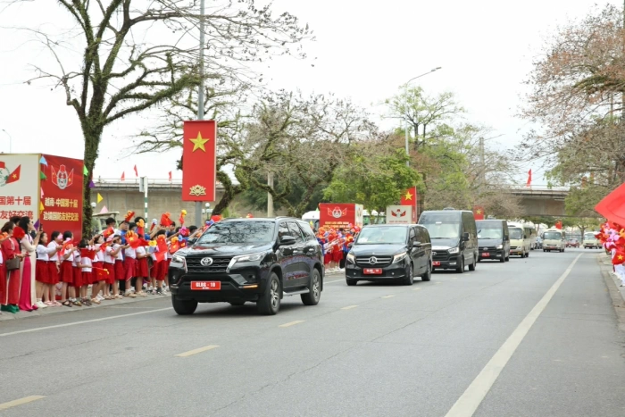 Việt Nam - Trung Quốc tăng cường tin cậy, mở rộng hợp tác quốc phòng