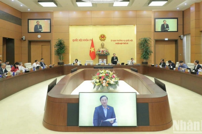 Đẩy mạnh thực hiện nguyên tắc phân quyền trong quản lý nhà nước về công chứng