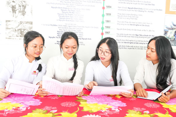 Học sinh có thể trao đổi, thảo luận và có định hướng học tập phù hợp ngành nghề lựa chọn.

