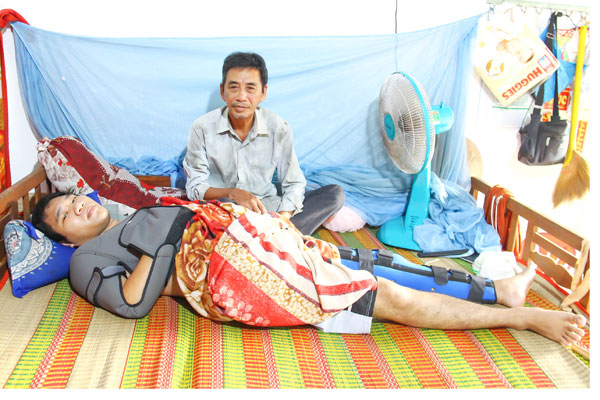 Châu Hoàng Kiệt và ông ngoại.

