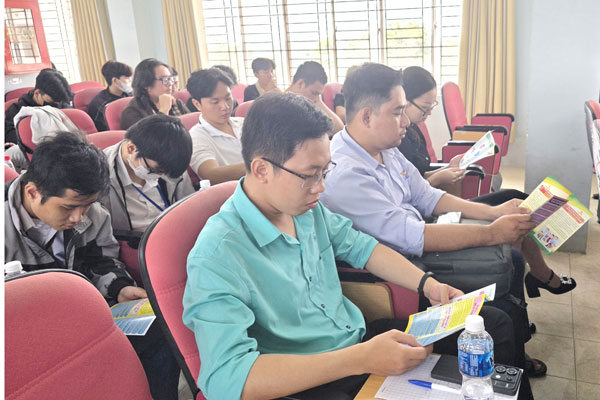 Luật Phòng, chống bạo lực gia đình được tuyên truyền rộng rãi đến mọi tầng lớp nhân dân.