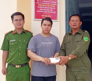 “Hai tổ trưởng” không tham của rơi