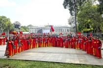 TP Hồ Chí Minh rực rỡ cờ hoa, sẵn sàng cho đại lễ 30/4