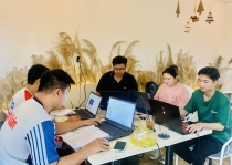 Đến quán quen “dùi mài kinh sử”