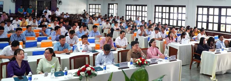 Hội nghị lãnh đạo Sở GD- ĐT cùng lãnh đạo trường THPT các tỉnh ĐBSCL.
